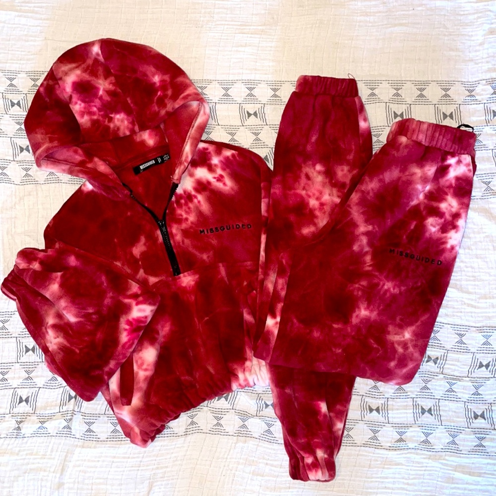 Red fleece Tye Dye 2 piece set with cropped hoodie